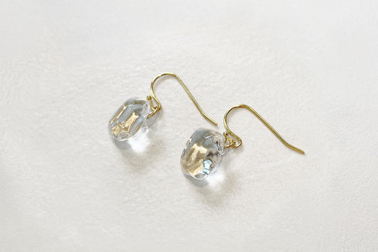 HARIOカレットスクエアピアスorイヤリング ピアスタイプ