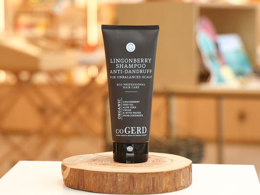 ＜CARE OF GERD / ケアオブヤード＞スカルプVVリンゴンベリーシャンプー 200ml