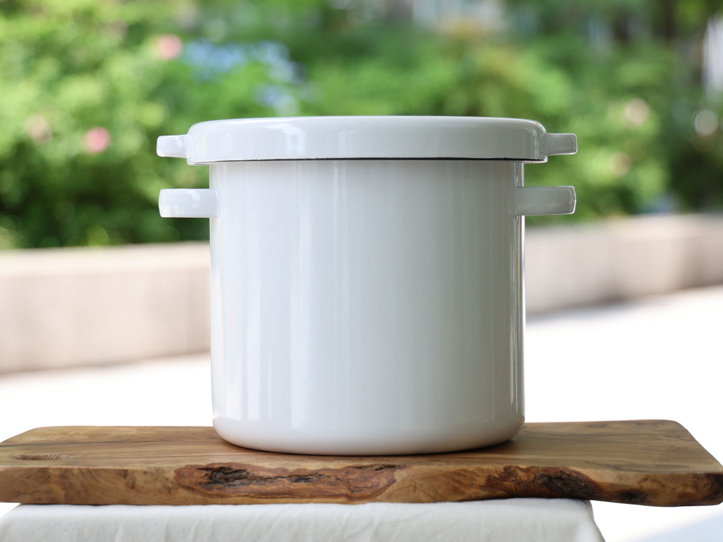 ＜野田琺瑯＞ラウンドストッカー 18cm/4.5ℓ